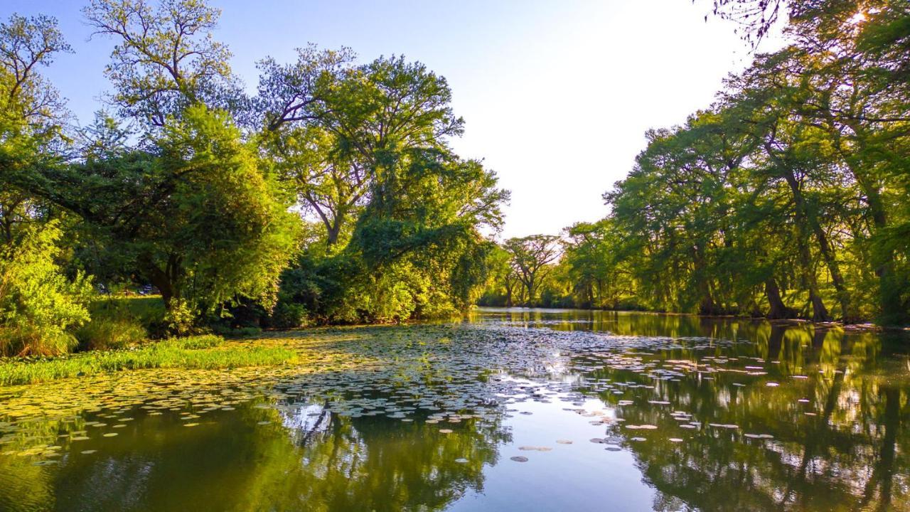 Castroville Medina River Historic Cottage מראה חיצוני תמונה