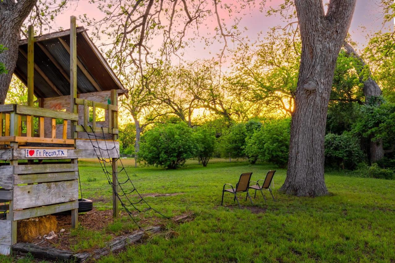 Castroville Medina River Historic Cottage מראה חיצוני תמונה